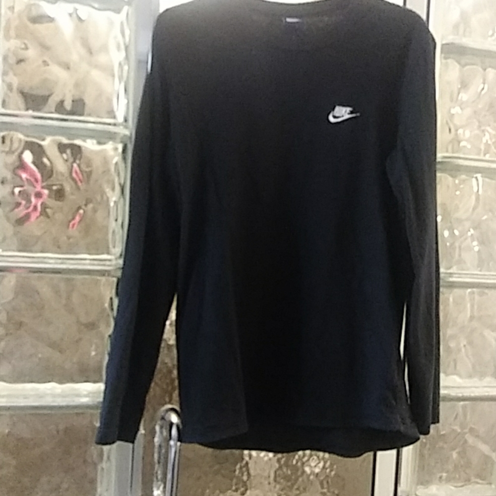 Nike long sleeve tshirt